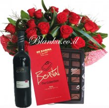 Blanka set 135 Red roses chocolate and vine